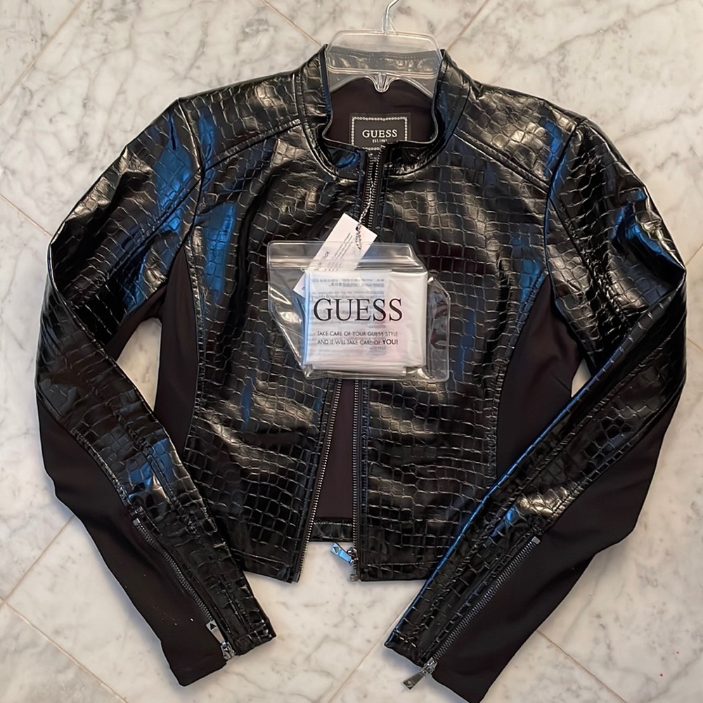 Guess NWT Cropped Jacket | Size S